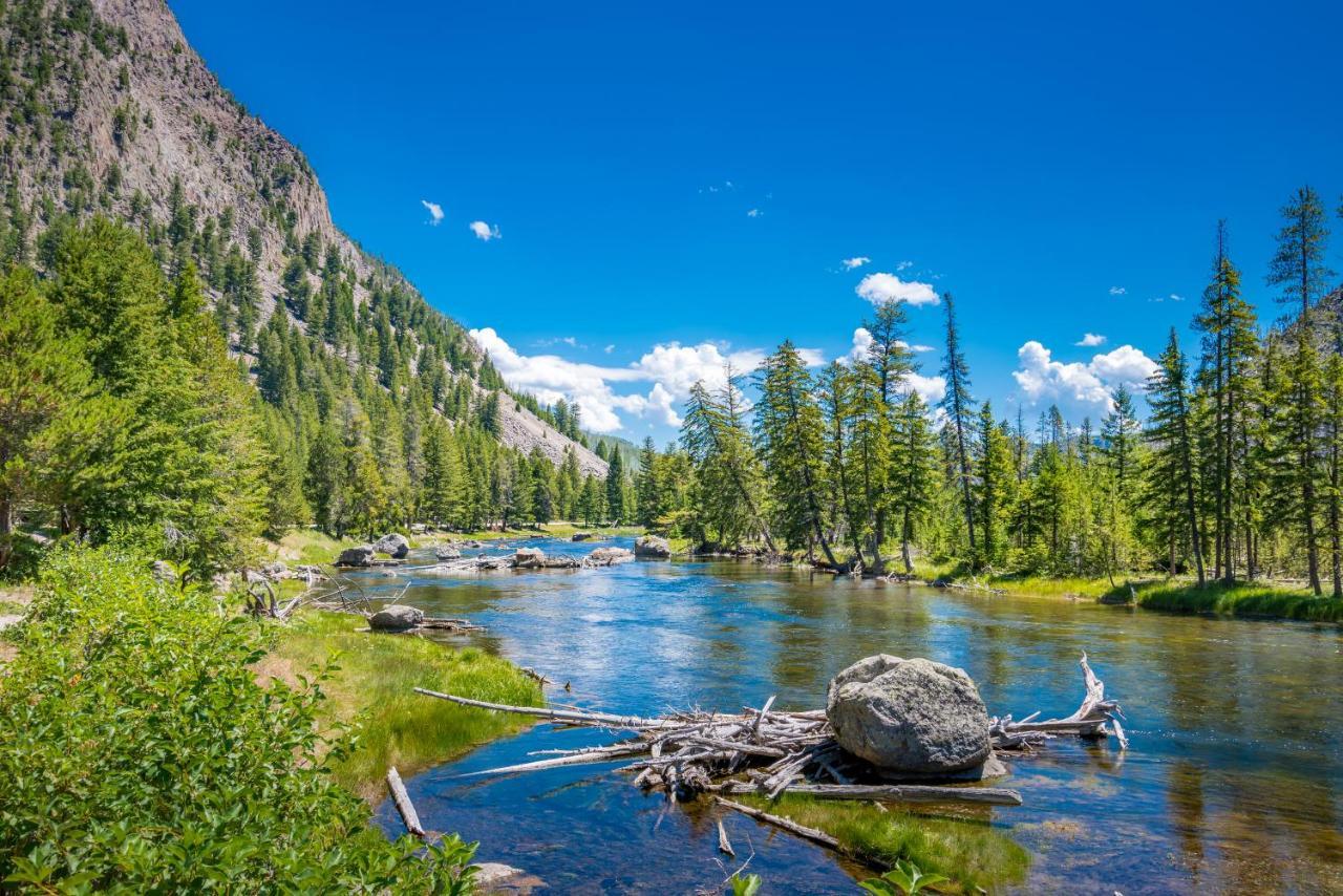 Under Canvas North Yellowstone - Paradise Valley Livingston Buitenkant foto