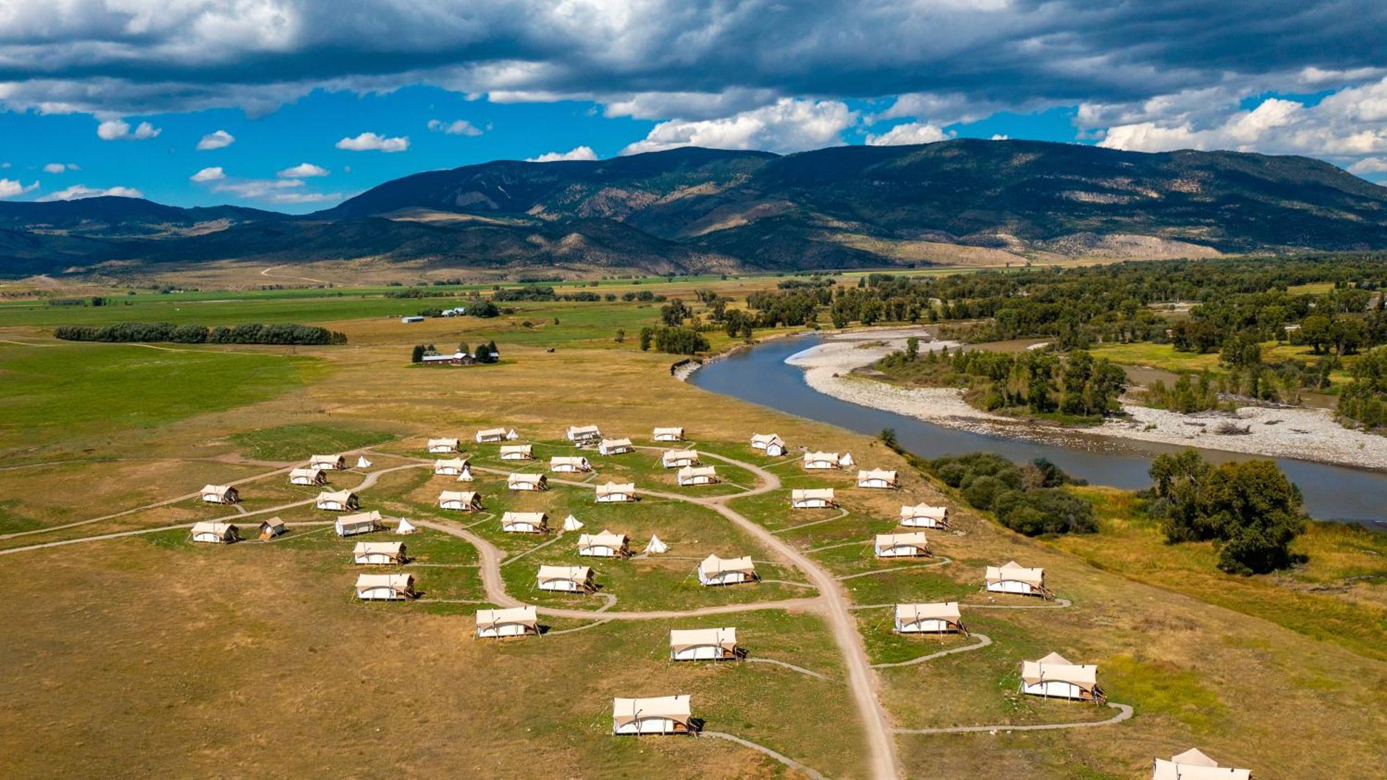 Under Canvas North Yellowstone - Paradise Valley Livingston Buitenkant foto
